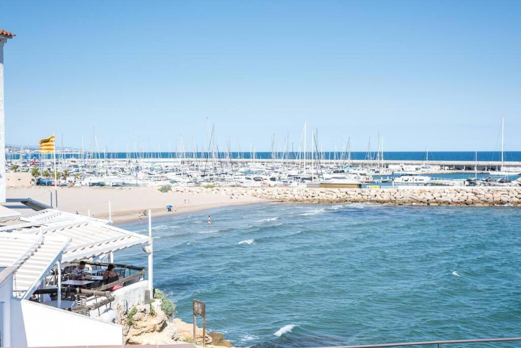 ¡impactante Apartamento A Cero Linea De Mar! Appartement